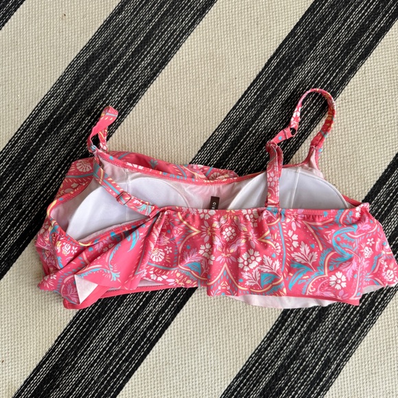 Torrid Women's Pink‎ Floral Swimsuit Bikini Top Size 3 - Picture 7 of 9